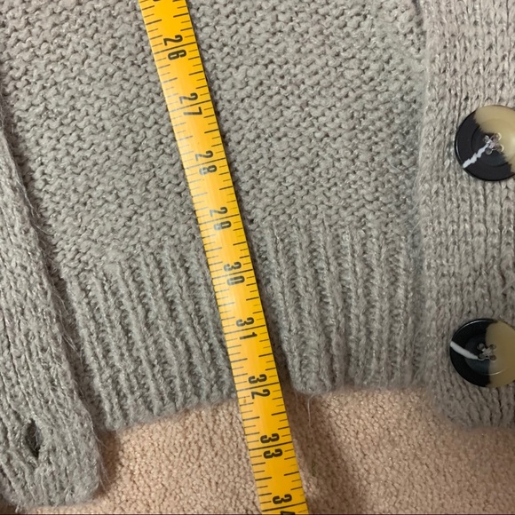 Cardigan Set of 2 - Picture 10 of 10